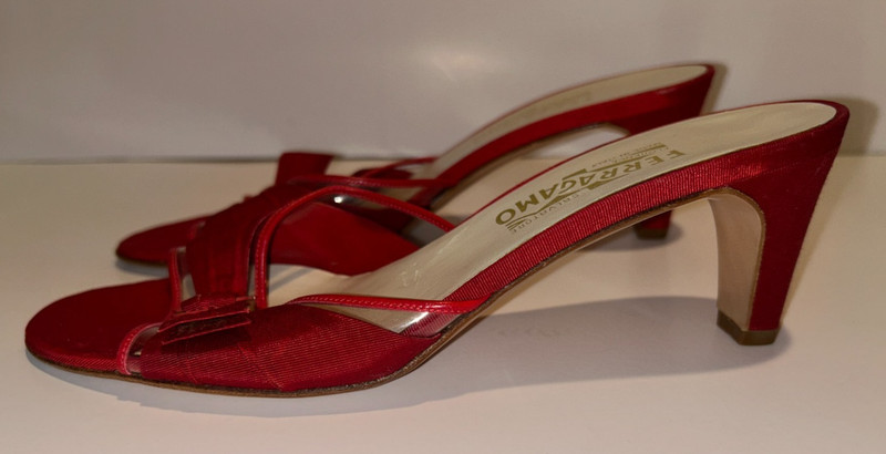 Salvatore Ferragamo Red Heel Round Toe Slip Mule Pumps US 8.5