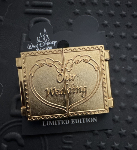 Disney LE Walt Disney World Hinged "Our Wedding" Mickey & Minnie Pin
