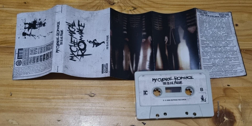 MY CHEMICAL ROMANCE Cassette Tapes Foto 3 de 4