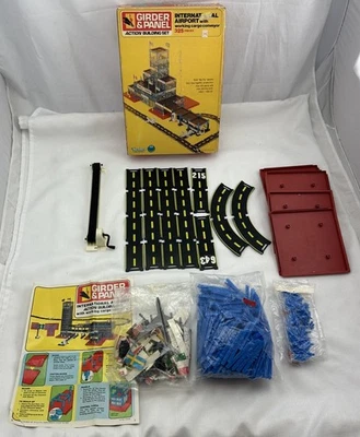 Girder and Panel International Airport by Kenner Set #72080 in Great Condition - Image 1 of 4
