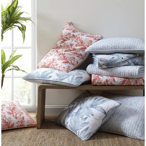Tommy Bahama Quilt Set 90" x 90"Polyester Cotton Full/Queen Floral Green 3-Piece - Picture 2 of 9