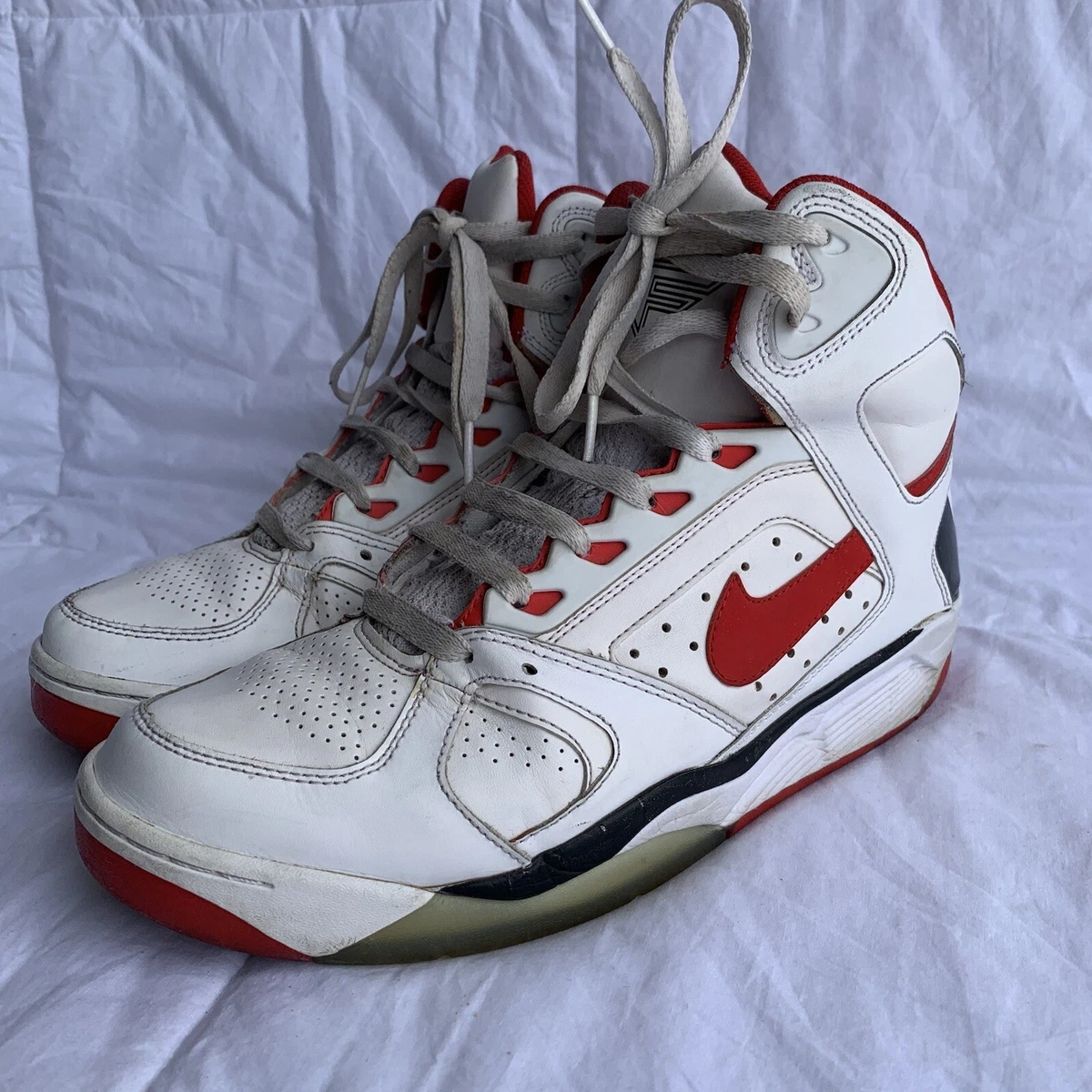 Frustratie Bewolkt ondernemer Nike Air Flight Lite High Top White University Red Size 10 Men 329984-103 EUC | eBay Frustratie Bewolkt ondernemer Nike Air Flight Lite High Top White University Red Size 10 Men 329984-103 EUC | eBay
