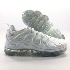 nike vapormax plus platinum