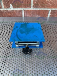 Unknown  8" x 8" x 12" Table-Top Lab Jack