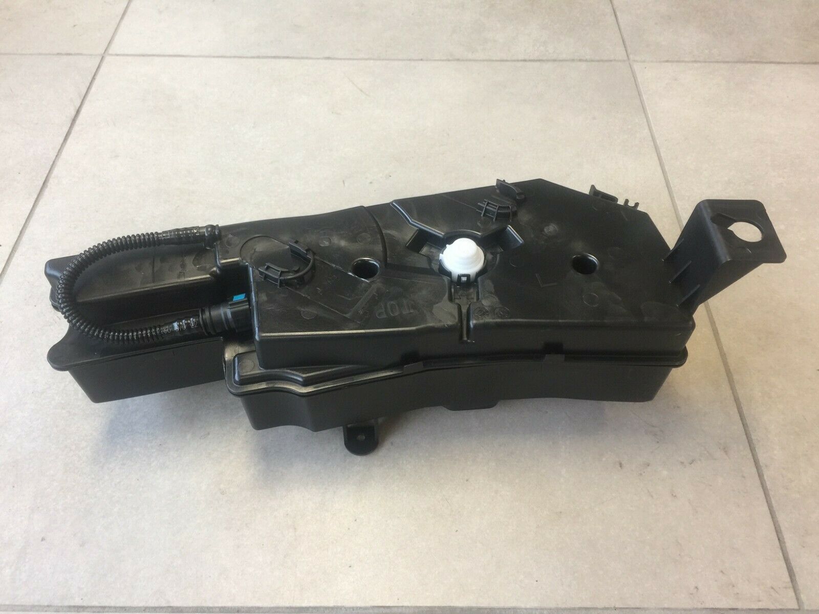 GENUINE CITROEN BERLINGO/C4 PICASSO/DS5 FAP ADDITIVE TANK AND PUMP