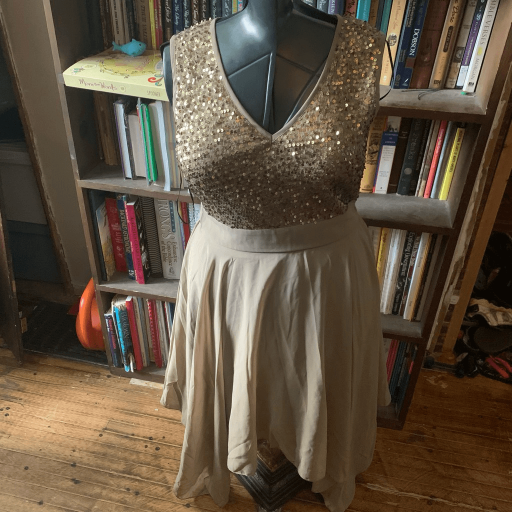 Venus gold sequin handkerchief hem layered 10 sleeveless dress | eBay Venus gold sequin handkerchief hem layered 10 sleeveless dress | eBay