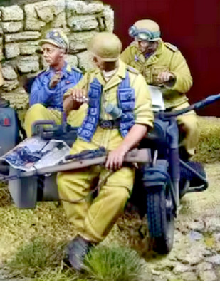 3 Resinfig 1/35: Fallschirmjäger Motorrad Gespanncrew Soldaten Wehrmacht ohne OV