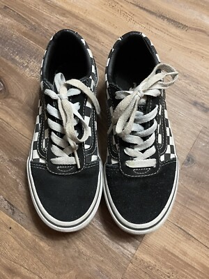 VANS CHECKERED SNEAKER SHOES YOUTH SIZE Black