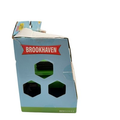 DevSeries Brookhaven Feature Tank with Camo Soldier Virtual Item