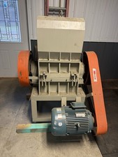 SWP-360 11 kW Plastic Crusher Shredder Machine Hardly Used