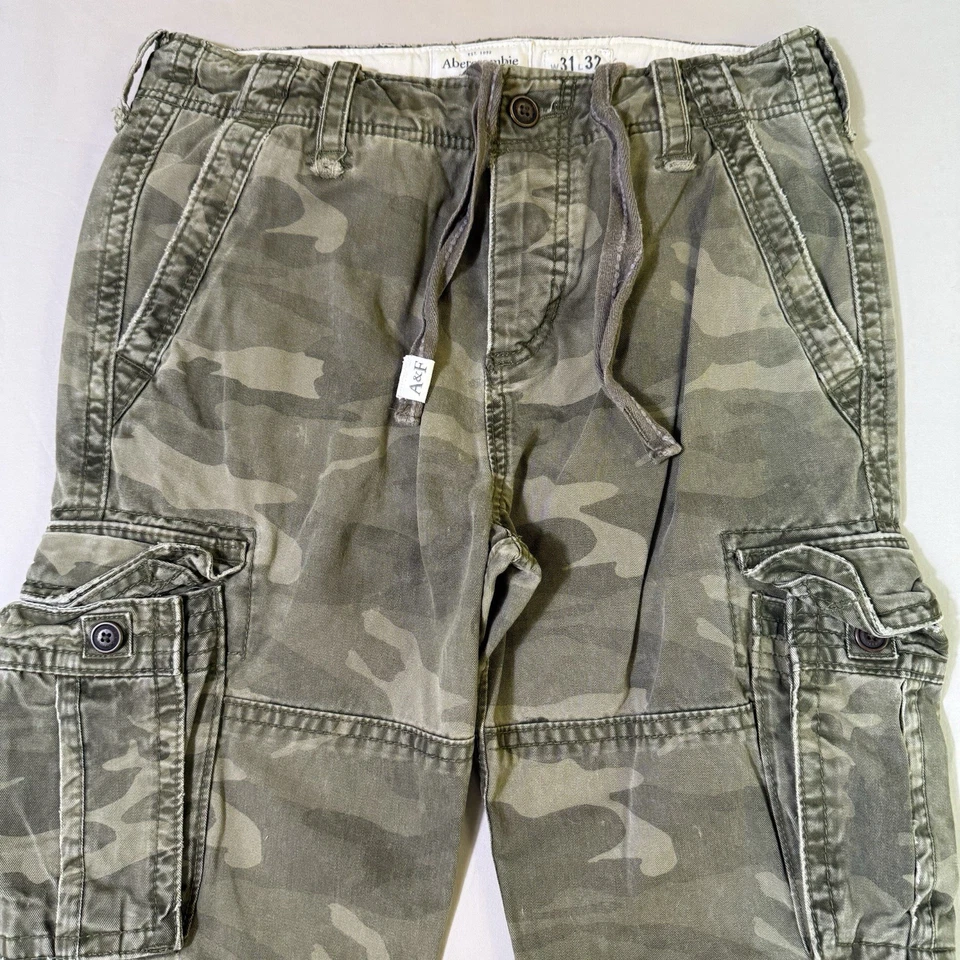 Pantalones de paracaidista cargo camuflados vintage Abercrombie para hombre talla 31x30 pierna recta Foto 2 de 4