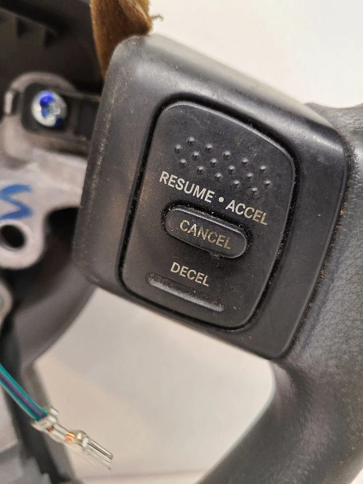 Dodge Dakota 2006 06 volante con controles 5JE181DHAJ  Foto 3 de 4