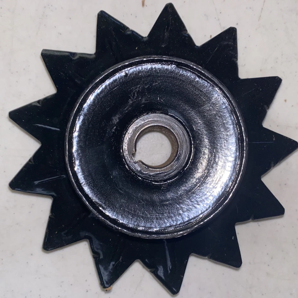 1965 1966 1967 GM Corvette Alternator Pulley MO #2462459 NOS OEM Chevrolet Chevy - Image 3 of 4