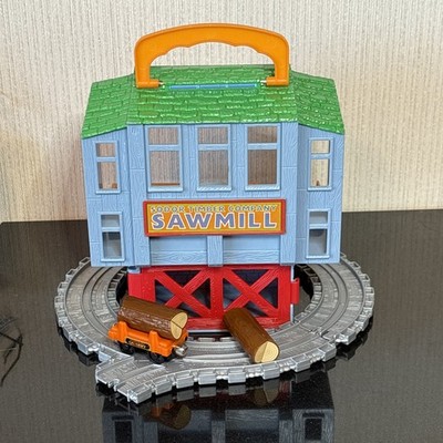 Thomas & Friends Sodor Sawmill Playset Take Along Tracks Car Carry Case 2004