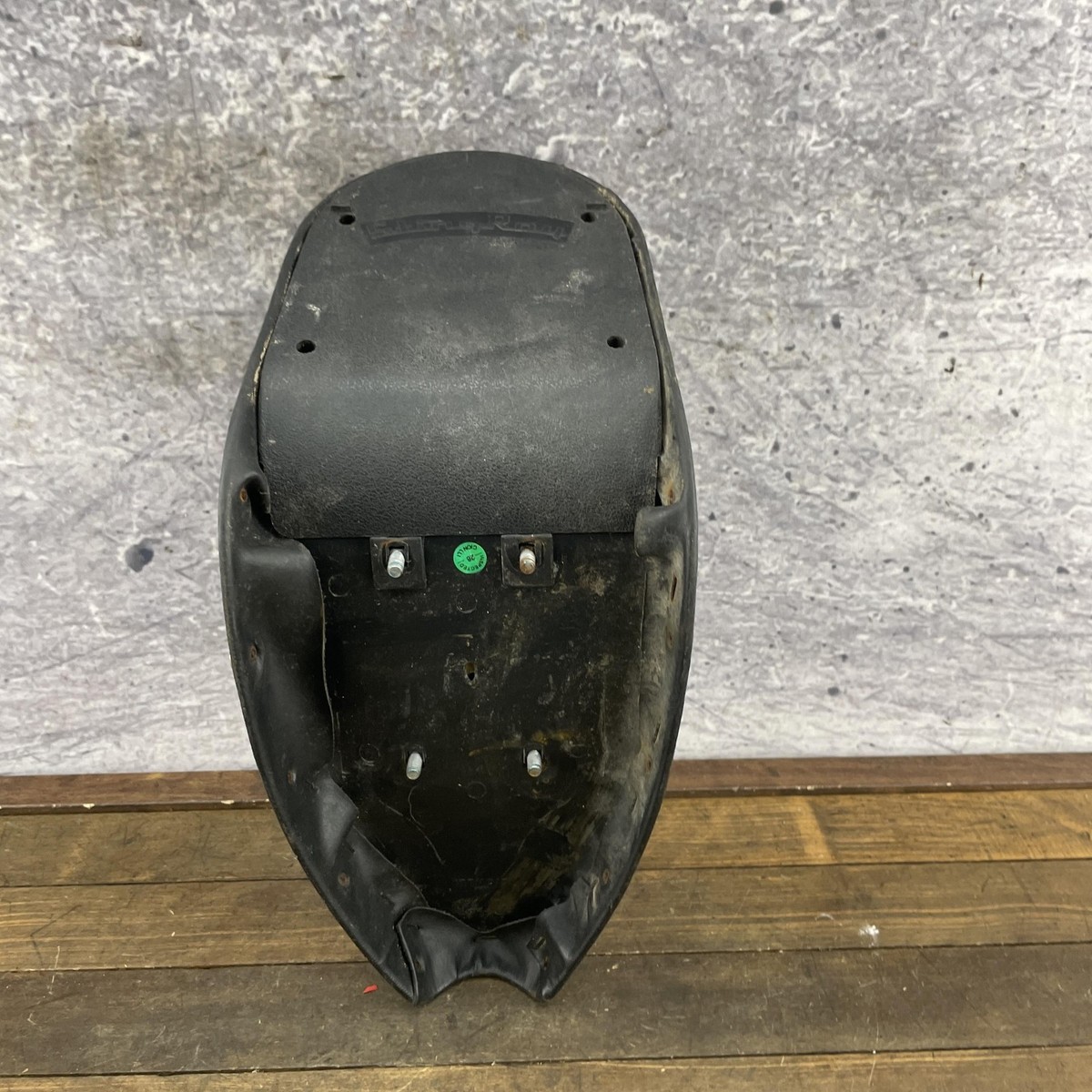 新年大安売価格！RICH FILLIPS バイクシート Vintage Schwinn Stingray OCC Chopper Bike Seat Black Flame