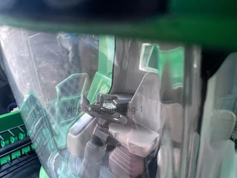 ERTL1/16 John Deere S670 oversized combine harvester model. - Image 2 of 4