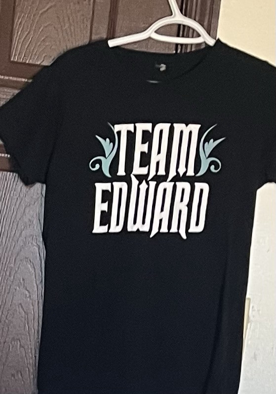 Vintage Twilight Shirt Women’s Small Black 2007 Bella Swan Edward Cullen Emo