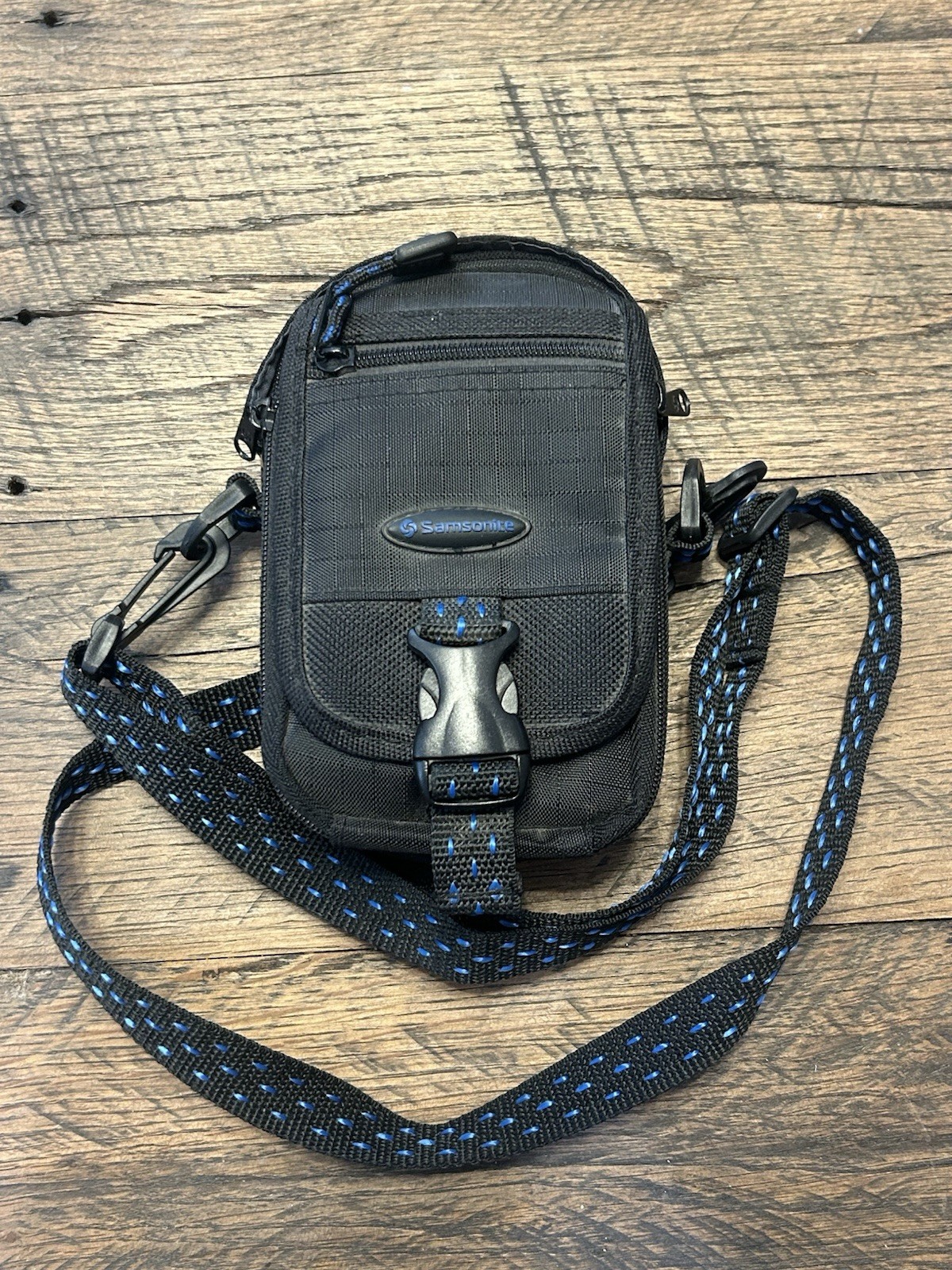 Samsonite Digital Camera Case Small Travel Bag Black Blue Shoulder Strap