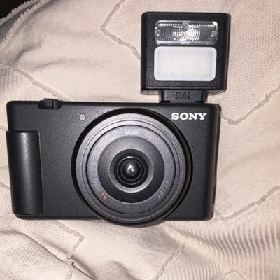 Sony ZV-1F Compact Digital Camera Touch Screen BRAND NEW