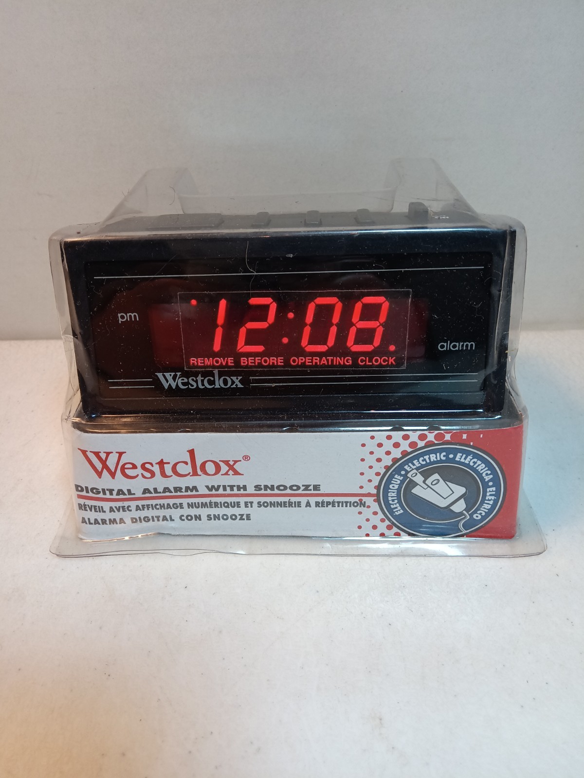 New Westclox Pluto Black Digital Alarm Clock w Battery Back Up & Snooze 66702