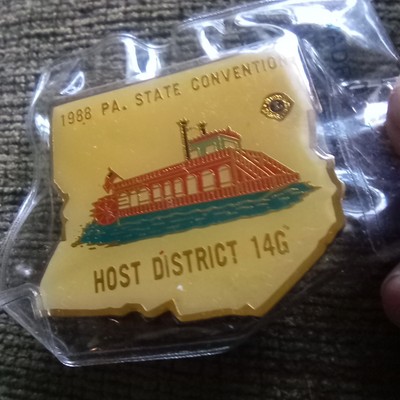 Lions Club Pin 1988 Pa. State Convention Host District 14G