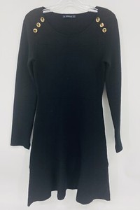 zara black dress with buttons