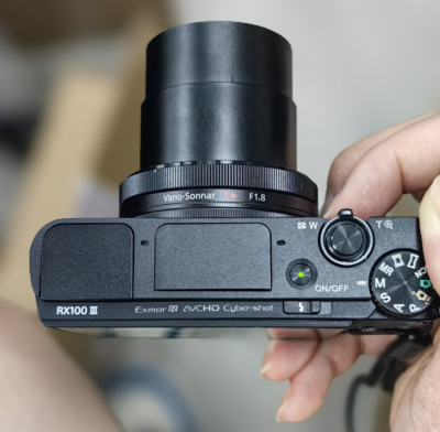 Sony Cyber-shot DSC-RX100 III RX100M3 Wi-Fi Flip Screen Digital