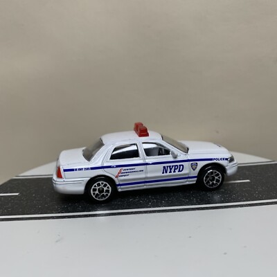 RealToy Ford Crown Victoria NYPD Police Car Sedan White Blue 1:64 NRMT 