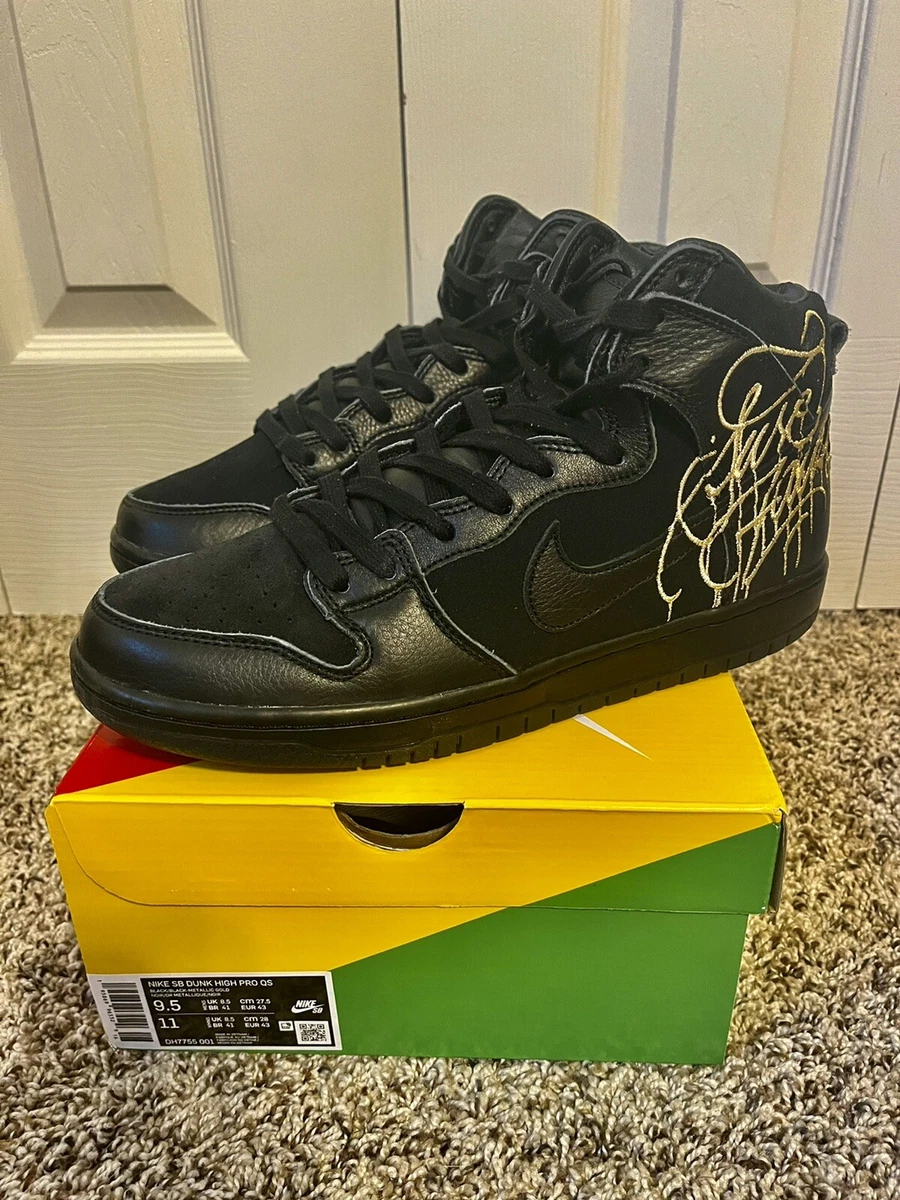 Nike top devil dunks