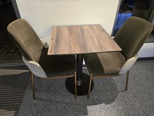 Gastronomie Möbel 12 Tische + 24 Stühle, hochwertig, wegen Umzug Set abzugeben