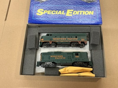 ATHEARN HO SCALE DIESELLOKOMOTIVEN 2X WESTERN PACIFIC F7A & GP7 SET SCHÖN!