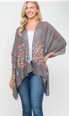 @7124. NEW! Raj Gray Short Sleeve Kimono w/Beautiful Embroidery