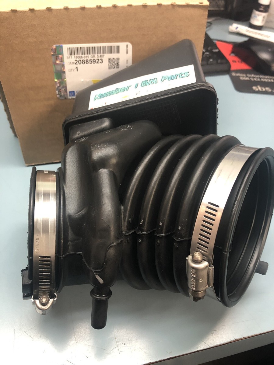 New Genuine GM 20885923 2014-2018 IMPALA XTS 3.6 Air Cleaner Hose 
