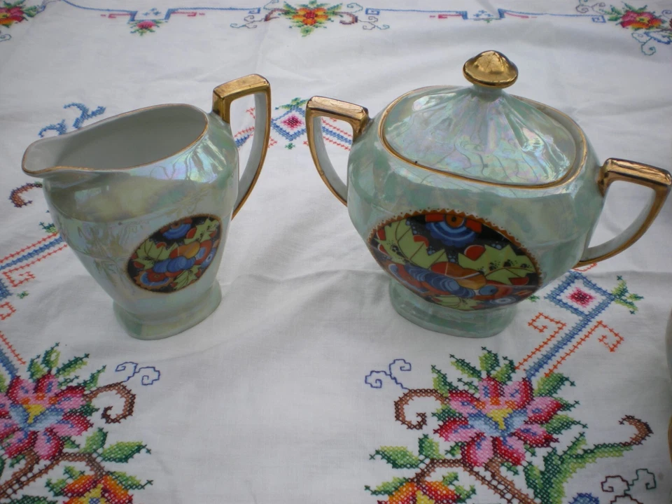 service a café en porcelaine fine victoria china gocheslovékia art déco - Photo 2/4