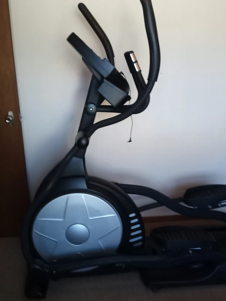 Impulse XE559 Elliptical Gym Quality Cross Trainer - image 3 of 4