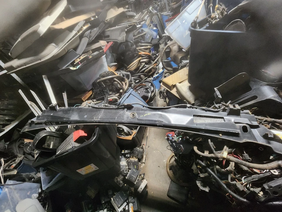 Mercedes W163 ML320 ML430 1998 1999 2000 2001 panel de capucha Foto 4 de 4