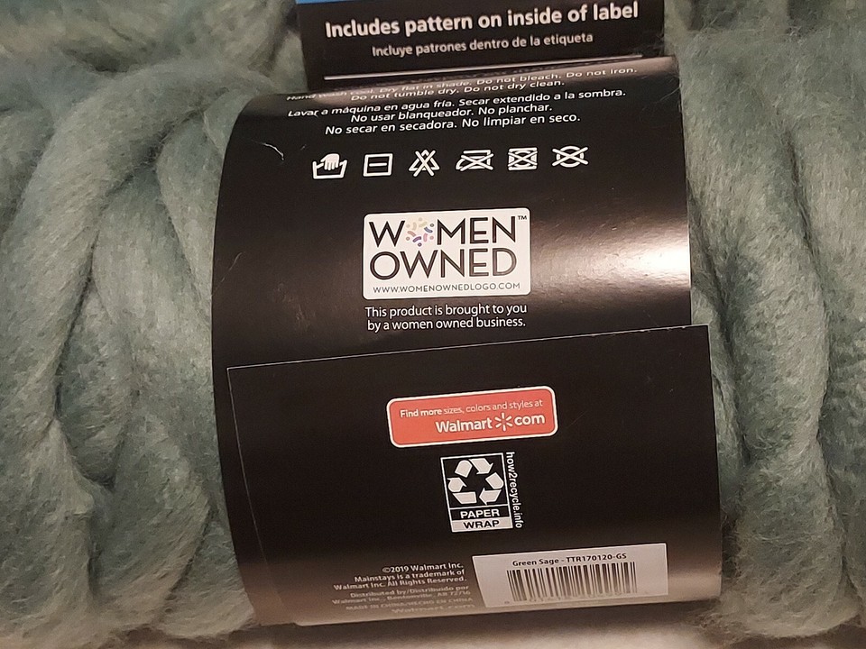 Mainstays Hilo Roving Yarn Green Sage 100% Acrylic 26 yd. ea Lot of 2 ...