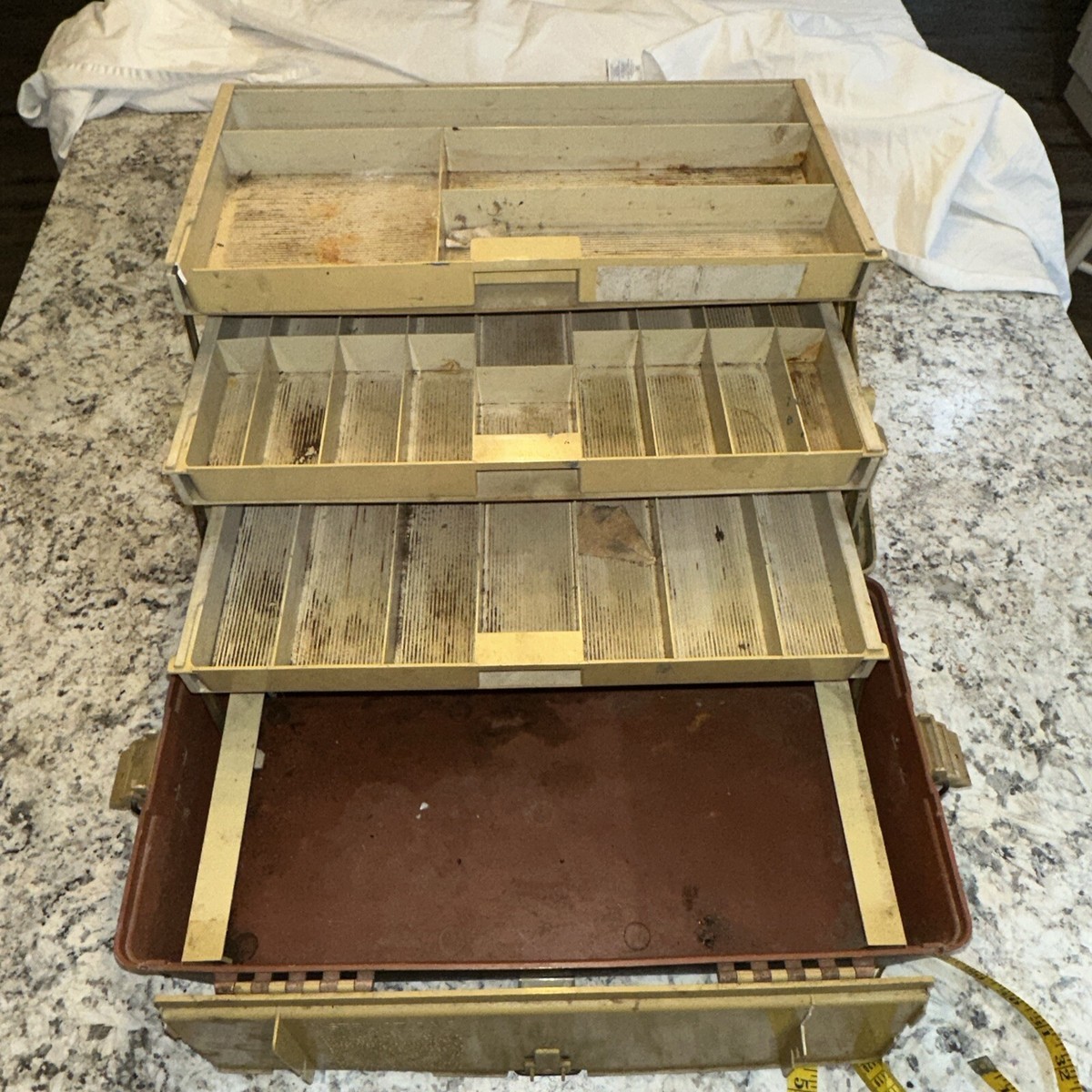 plano 727 tackle box