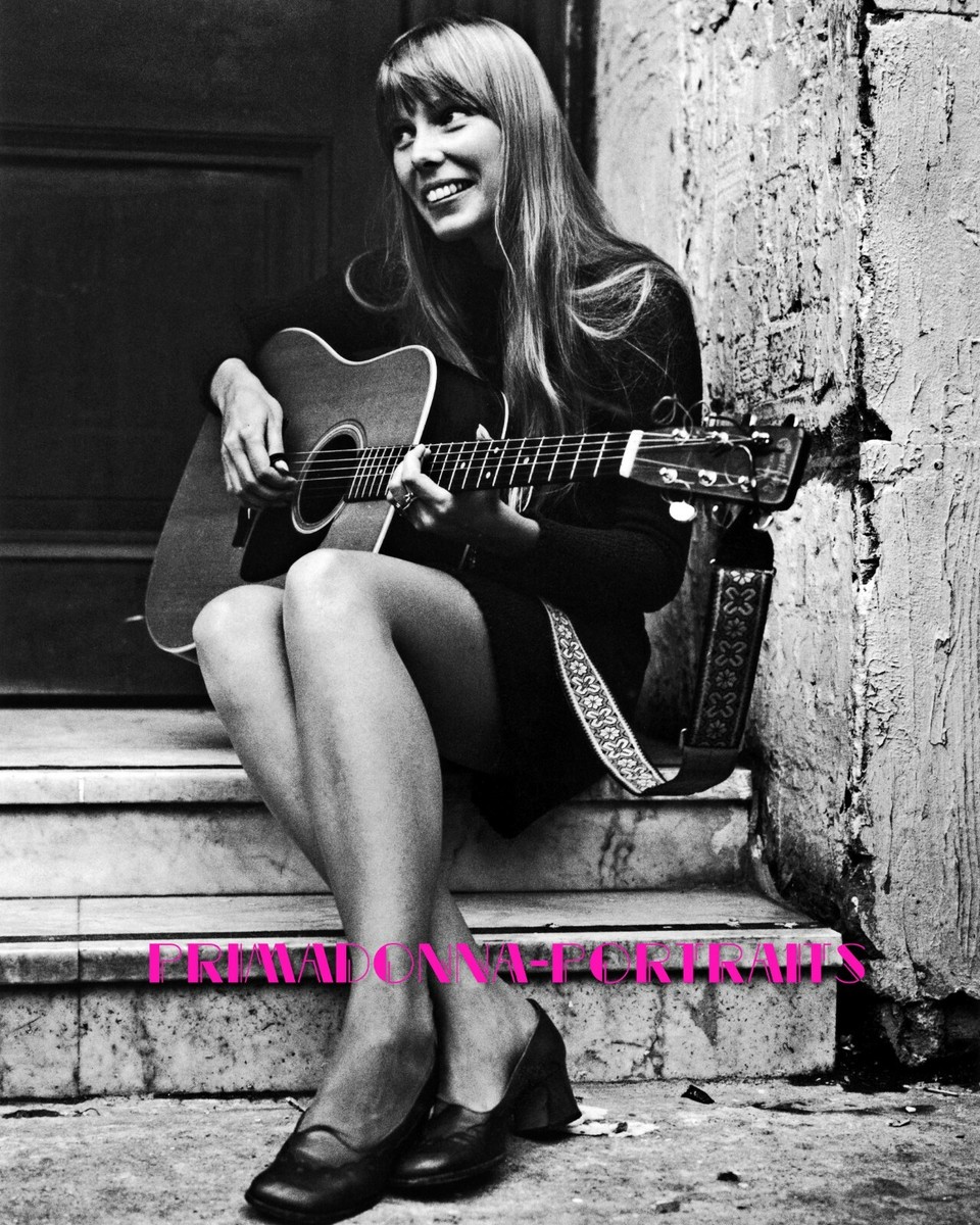 JONI MITCHELL 8X10 Lab Photo Portrait 1960s Singer