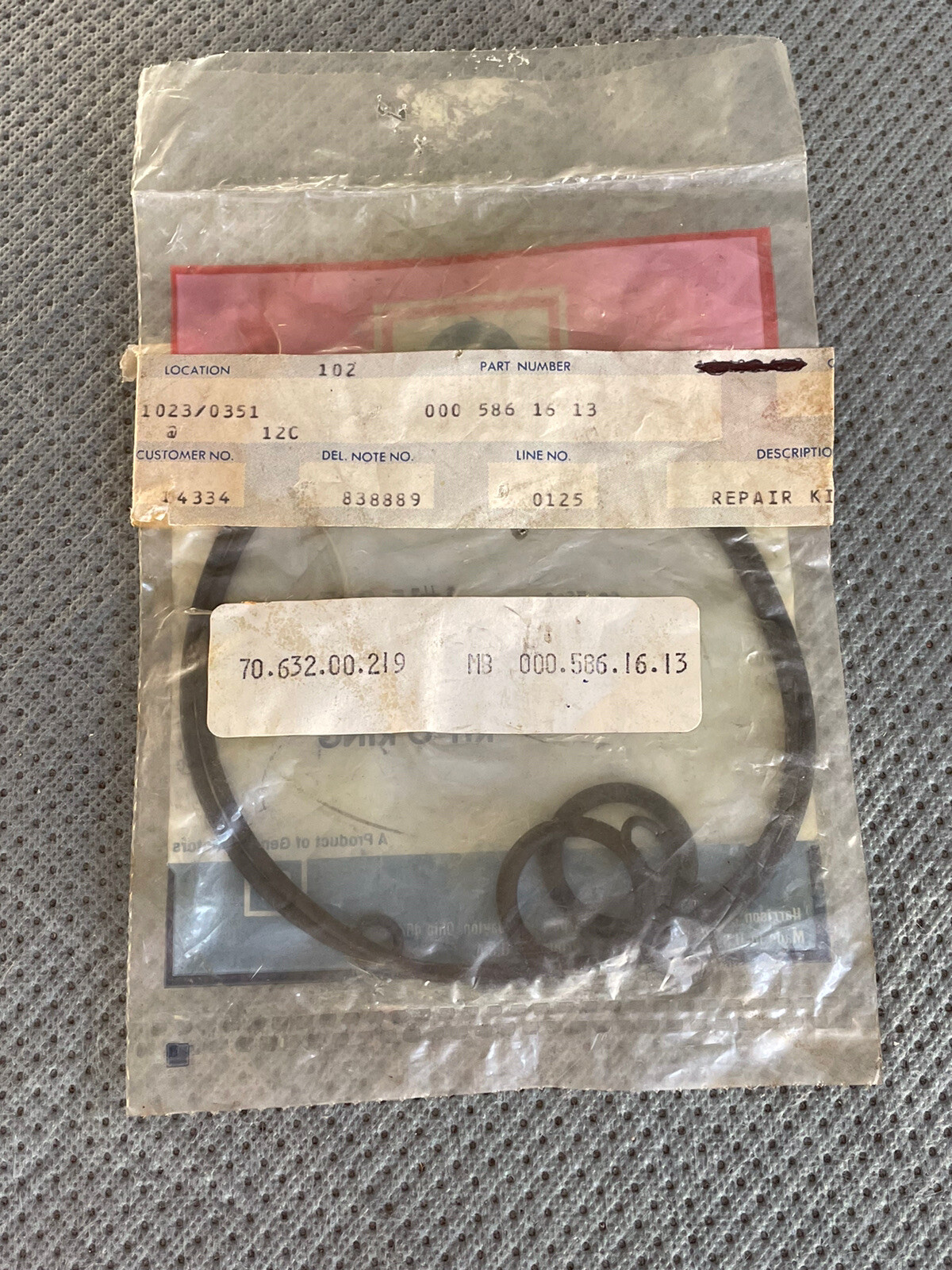 Mercedes-Benz A0005861613 AC Compressor Gasket Seal Repair Kit OEM 