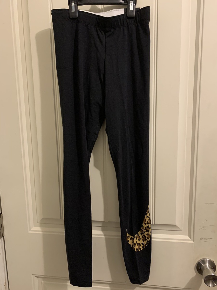 Nike Sportswear Legging Womens XS Black Leopard Animal Print 7/8