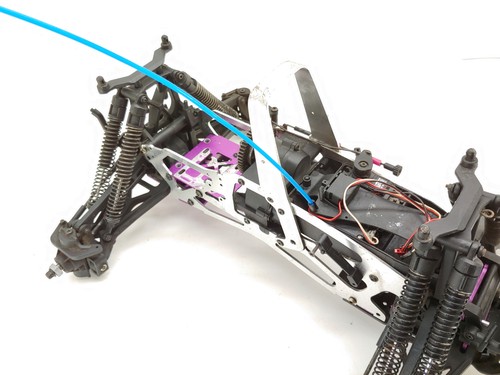 Missing Parts: HPI Savage 1/8 4x4 Monster Truck Roller Slider Chassis Used - Picture 18 of 18