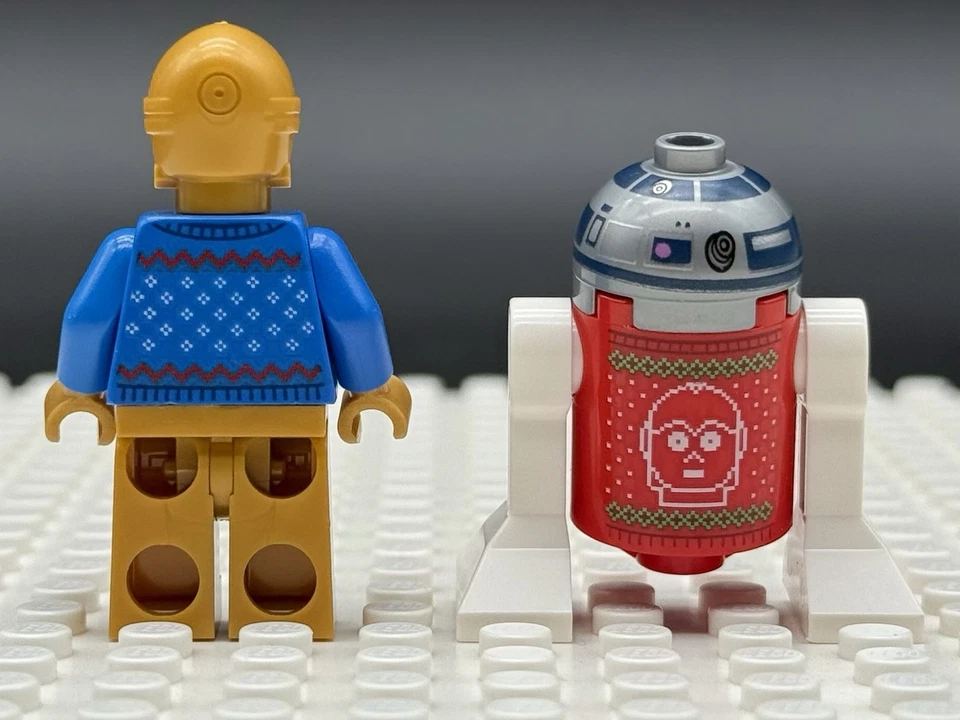 LEGO Star Wars Christmas Sweater C-3PO Protocol Droid & R2-D2 Astromech Droid - Image 2 of 3