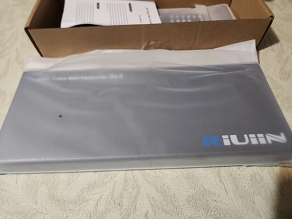 Controller Video Wall 4K 3x3, Ingressi HDMI & DP e Type-C, RIUIIN TV Wall (A) - Immagine 2 di 4