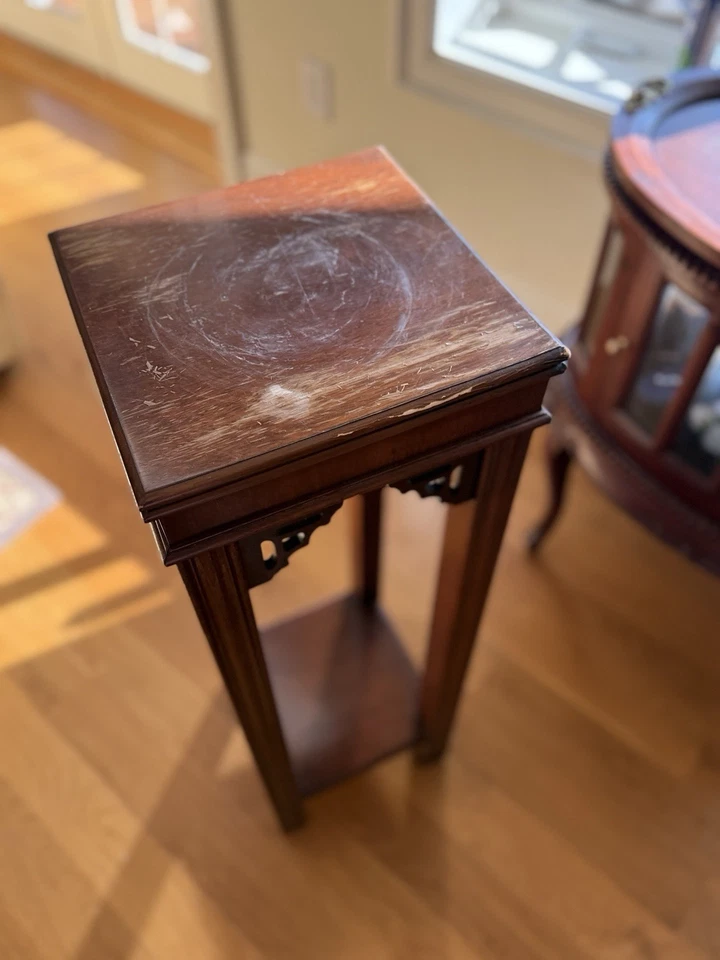 "Mesa vintage de madera de caoba con pedestal para plantas 32"" de alto 4 patas" Foto 3 de 4