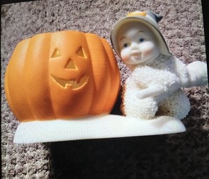 Department 56 Snowbabies - A Halloween Friend (2002) - Figurine Candle Holder