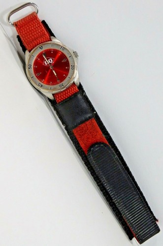 Vintage Sweda DAIRY QUEEN Sports Watch Wristwatch Rare - Picture 2 of 8