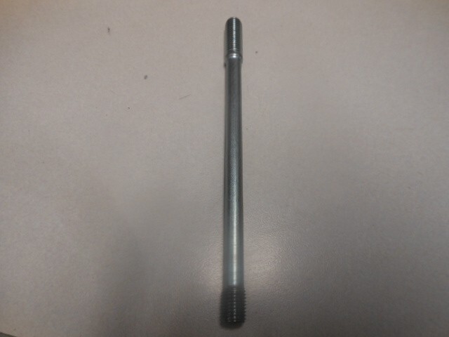 その他 Markket NOS 10X133 Stud Fits: Kawasaki 76-77 KZ900 77-99 KZ1000 73-75 Z1