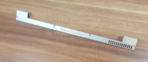 Scharnier Abdeckung Hinge Cover Alu Leiste aus Notebook HP EliteBook 8760w
