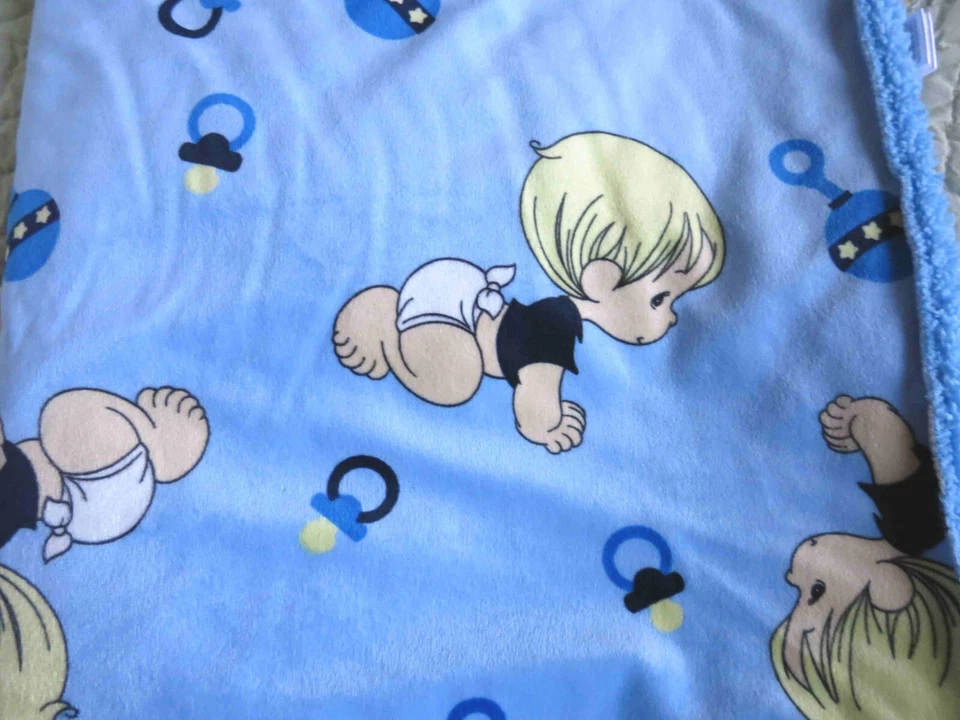 Precious Moments Baby Boy Blanket Rattle Pacifier w Sherpa Backing Blanket EUC - Изображение 4 из 4
